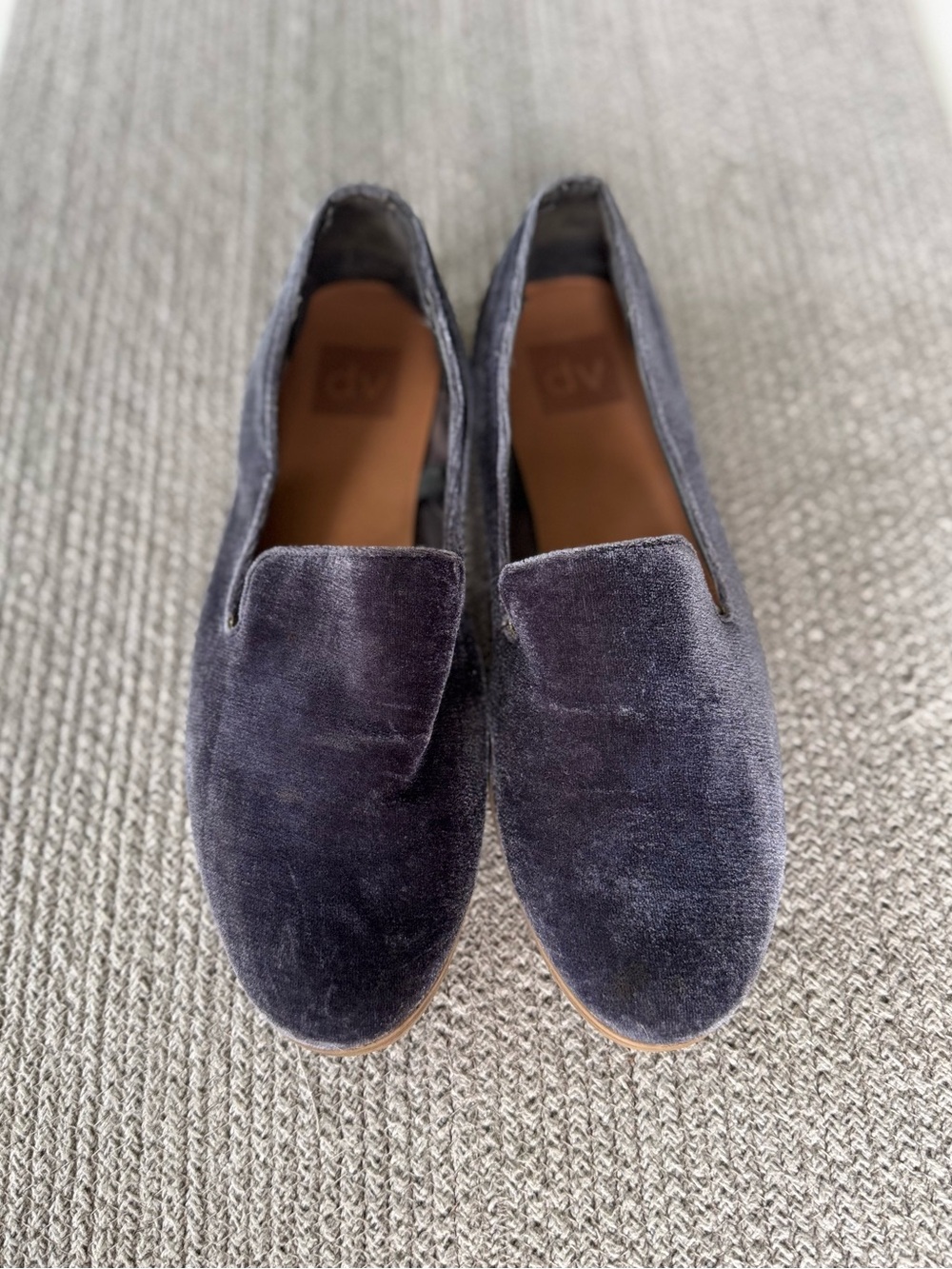 DV by Dolce Vita Velvet Loafers in Dark Navy Blue Size 8.5